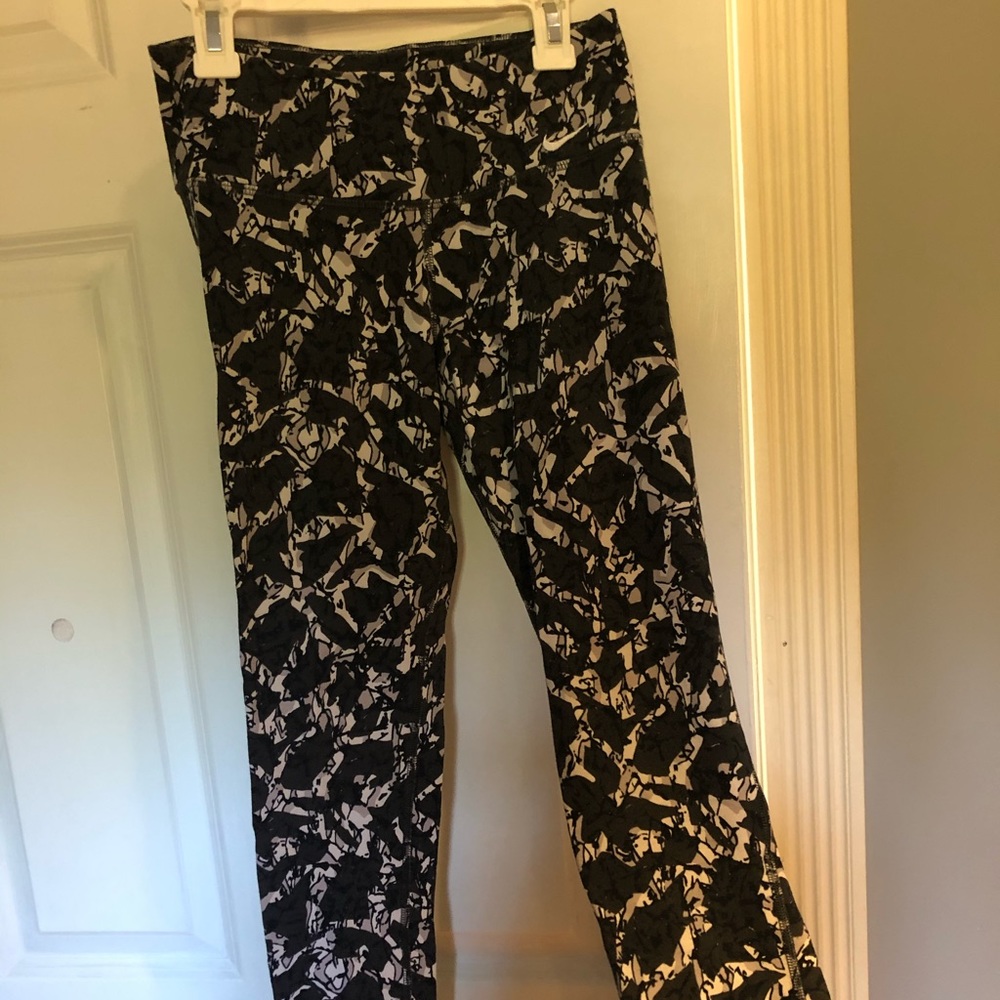 Nike dri fit leggings